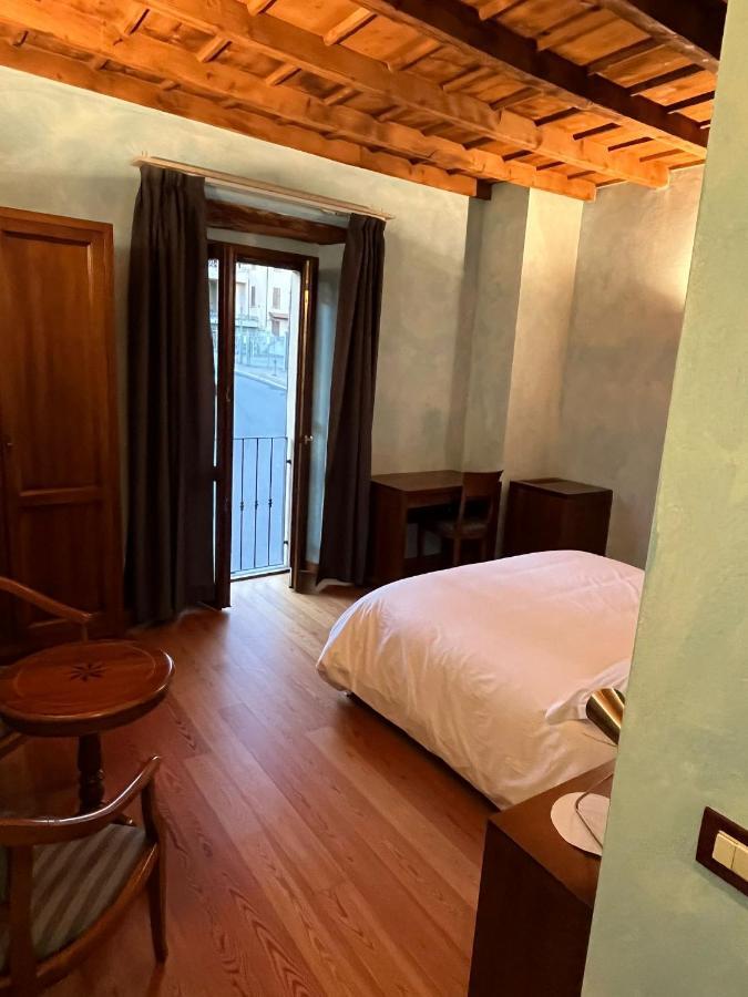 039 Maggioni B&B Montevecchia Esterno foto